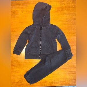 George | 2 pieces black tracksuit jacket and sweatpants | size 2T